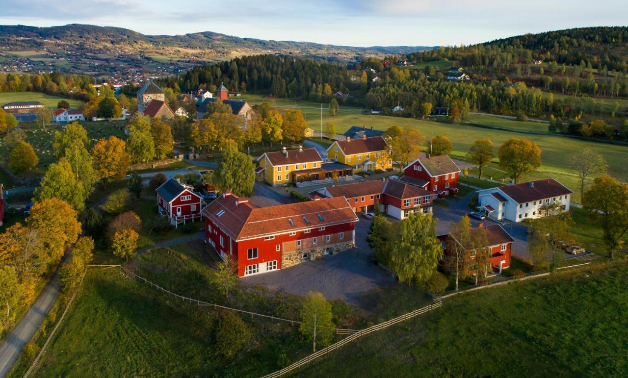 Granavolden Hotel & Gjaestgiveri Exteriör bild
