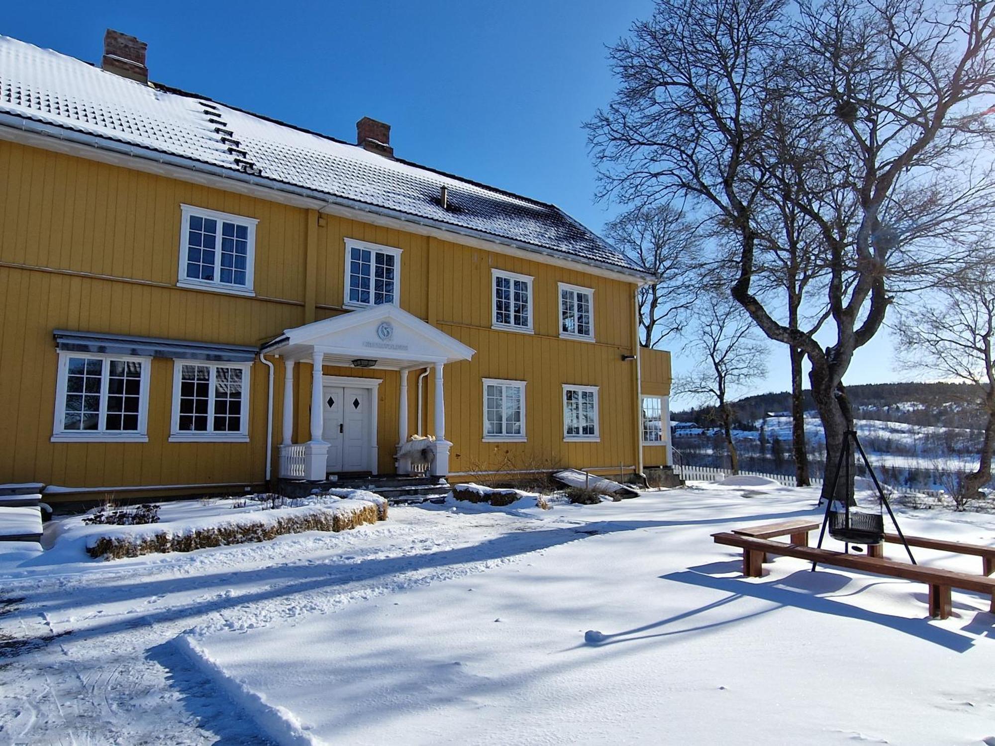 Granavolden Hotel & Gjaestgiveri Exteriör bild